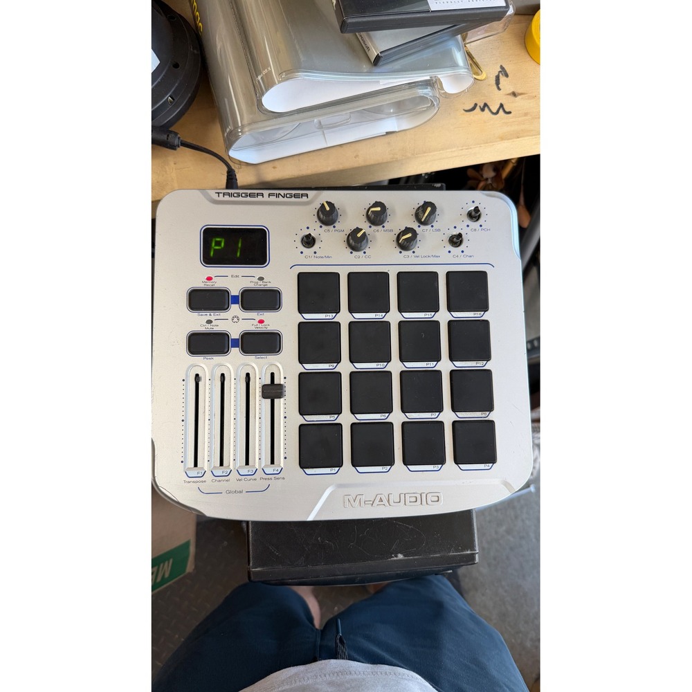 M-Audio Trigger Finger USB MIDI Drum Pad Controller Silver 16-Pad 8-Knob 4-Fader